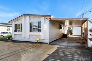 225 NE Ernst St, Oak Harbor, WA 98277 - Photo 1