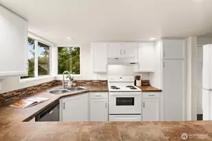 15175 Sunwood Blvd, Tukwila, WA 98188 - Photo 13