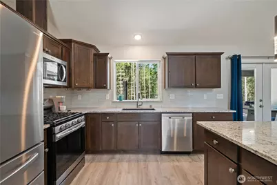 134 Lunderville Lane, Port Angeles, WA 98362 - Photo 13