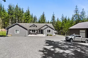 134 Lunderville Ln, Port Angeles, WA 98362 - Photo 3