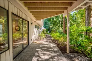 2815 NW Pine Cone Dr, Issaquah, WA 98027 - Photo 25