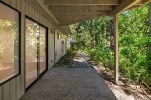 2815 NW Pine Cone Dr, Issaquah, WA 98027 - Photo 25