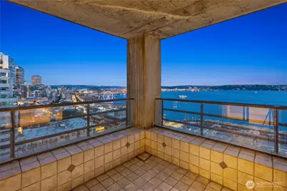 2125 1st Avenue #1605, Seattle, WA 98121 - Photo 11