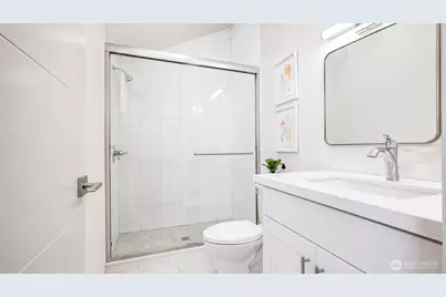 4416 S Frontenac Street #B, Seattle, WA 98118 - Photo 9