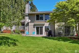1041 Ihland Pl NE, Bainbridge Island, WA 98110 - Photo 1