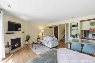 1041 Ihland Pl NE, Bainbridge Island, WA 98110 - Photo 11