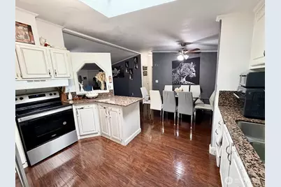 607 37th Street SE #105, Auburn, WA 98002 - Photo 5