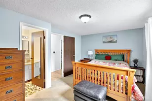31325 NE 106th St, Carnation, WA 98014 - Photo 9