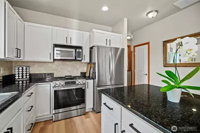 6212 Malloy Avenue, Ferndale, WA 98248 - Photo 5