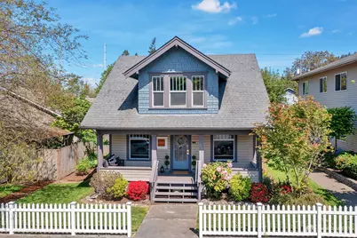 250 SE Andrews Street, Issaquah, WA 98027 - Photo 1