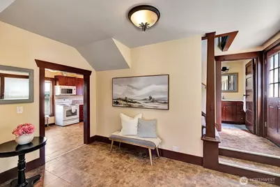 250 SE Andrews Street, Issaquah, WA 98027 - Photo 3