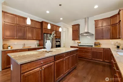 5716 197th Place SE, Bothell, WA 98012 - Photo 13