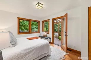 9641 Mandus Olson Rd NE, Bainbridge Island, WA 98110 - Photo 11