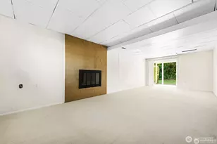 14221 SE 10th Pl, Bellevue, WA 98007 - Photo 17