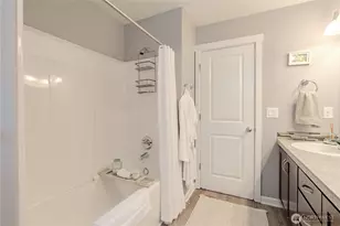 409 N 43rd Ct, Ridgefield, WA 98642 - Photo 29