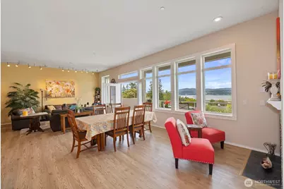 219 Tracy Avenue N #202, Port Orchard, WA 98366 - Photo 11