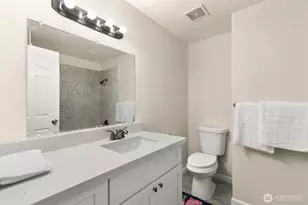 12630 SE 215th St, Kent, WA 98031 - Photo 17