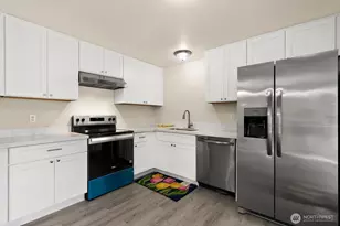 12630 SE 215th St, Kent, WA 98031 - Photo 9