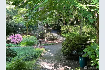 1684 152nd Avenue NE #W211, Bellevue, WA 98007 - Photo 37