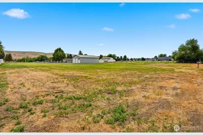 4101 Ahtanum, Yakima, WA 98903 - Photo 37