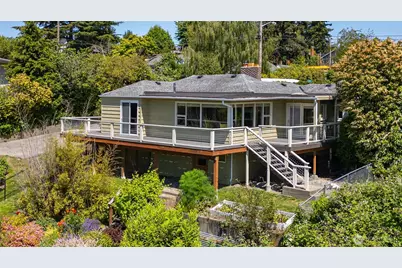 903 S 9th Street, Mount Vernon, WA 98274 - Photo 1