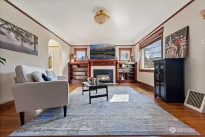 1600 27th Avenue, Seattle, WA 98122 - Photo 3
