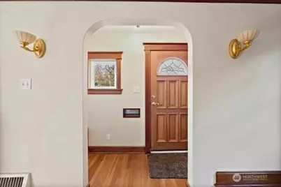 1600 27th Avenue, Seattle, WA 98122 - Photo 17