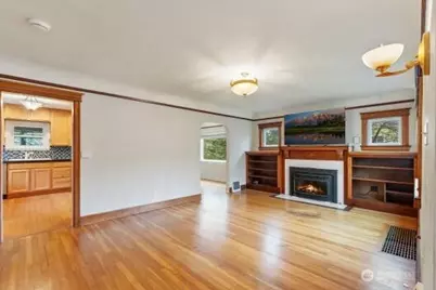 1600 27th Avenue, Seattle, WA 98122 - Photo 9