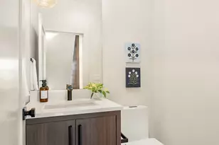 2836 NW 73rd St, Seattle, WA 98117 - Photo 9