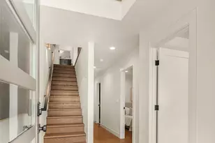 2836 NW 73rd St, Seattle, WA 98117 - Photo 3
