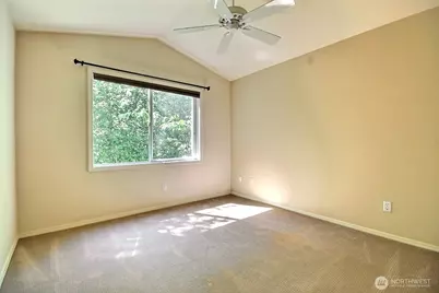 575 Elma Avenue NE, Renton, WA 98059 - Photo 23