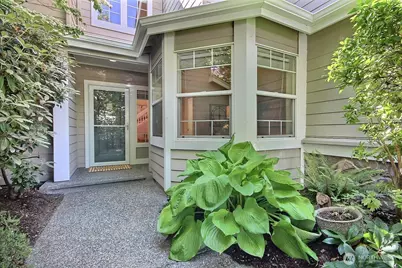 575 Elma Avenue NE, Renton, WA 98059 - Photo 3