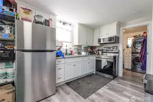 102 & 104 9th Street SW, Puyallup, WA 98371 - Photo 17
