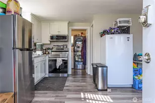 102 & 104 9th Street SW, Puyallup, WA 98371 - Photo 15