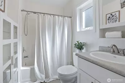 3406 W Government Way #7, Seattle, WA 98199 - Photo 17