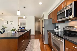 4547 8th Ave NE, Seattle, WA 98105 - Photo 5