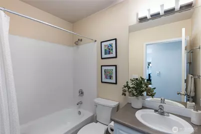 524 6th Avenue W #210, Seattle, WA 98119 - Photo 11