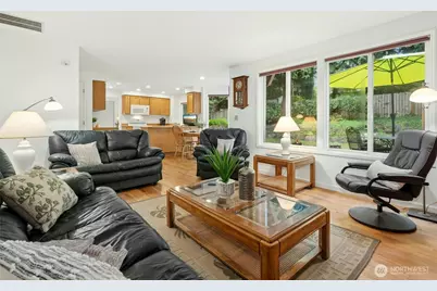 23435 NE 28th Place, Sammamish, WA 98074 - Photo 13