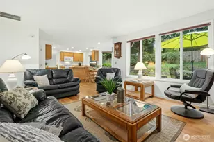 23435 NE 28th Pl, Sammamish, WA 98074 - Photo 13