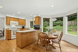 23435 NE 28th Pl, Sammamish, WA 98074 - Photo 11