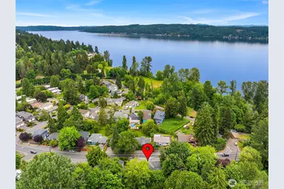 9021 Sand Point Way NE, Seattle, WA 98115 - Photo 27