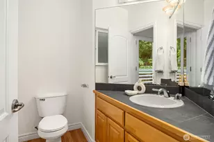 9021 Sand Point Way NE, Seattle, WA 98115 - Photo 9