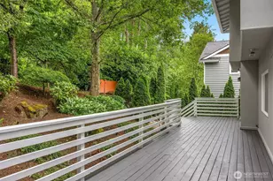 9021 Sand Point Way NE, Seattle, WA 98115 - Photo 23