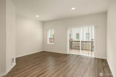 2020 129th Place SW #C, Everett, WA 98204 - Photo 3