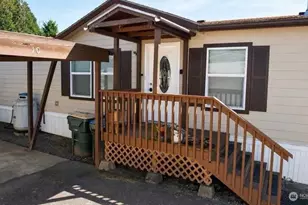 10239 185th Street SW, Rochester, WA 98579 - Photo 3