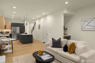 12710 NE 72nd St, Kirkland, WA 98033 - Photo 9