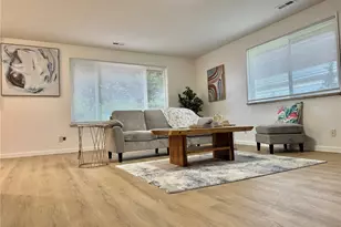 19431 107th Ave SE, Renton, WA 98055 - Photo 5