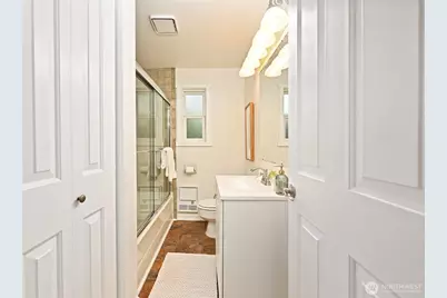 13804 Redmond Way, Redmond, WA 98052 - Photo 11