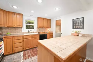 13804 Redmond Wy, Redmond, WA 98052 - Photo 9
