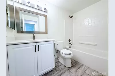 725 141st Place NE #4, Bellevue, WA 98007 - Photo 17